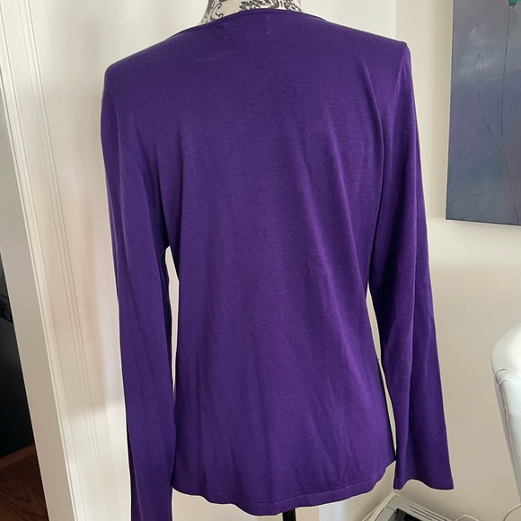 Stunning vibrant purple top with clasps along collarbone - Picture 3 of 5